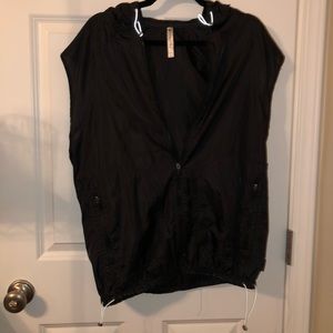 Fabletics Windbreaker Vest
